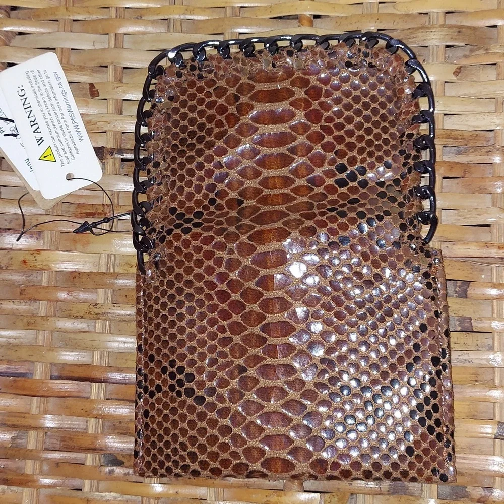 Hello 3aM Forever Lizard Embossed Leather brown change purse